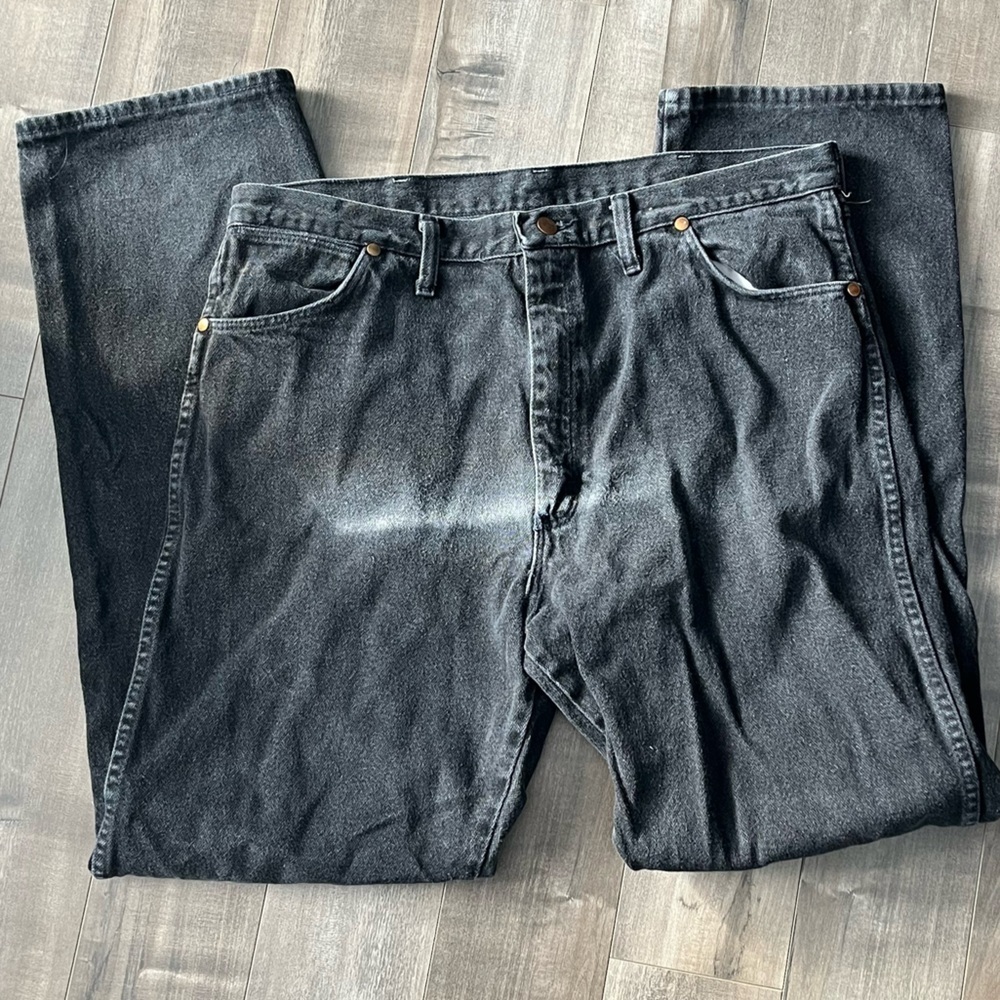 Vintage Wrangler Black Jeans – Straight Fit – 38x34 – USA Made - Picture 3 of 7